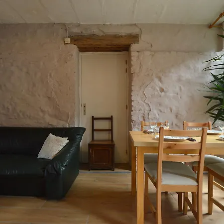 Cosy Cottage In Ardennes With A Garden Ferienhaus