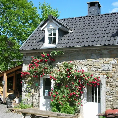 Cosy Cottage In Ardennes With A Garden Ferienhaus